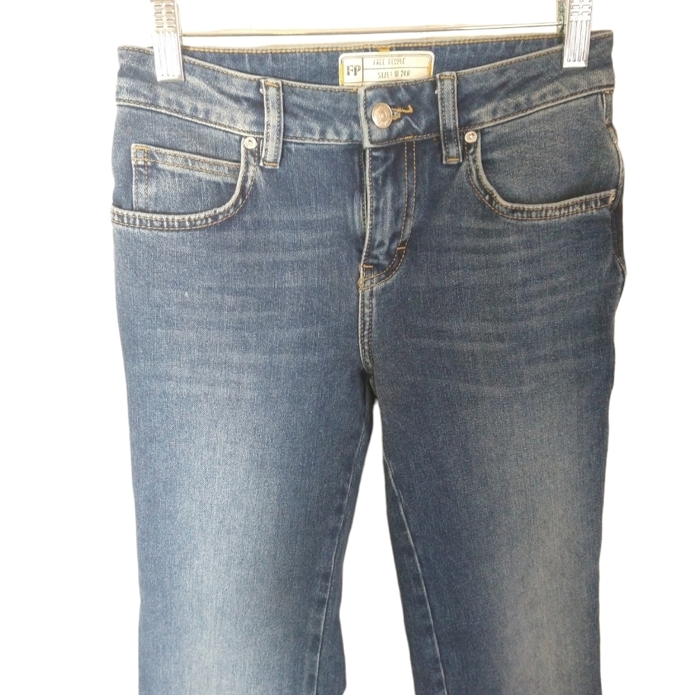 Free People low rise raw hem boot cut flare cropped denim blue jeans pants - Picture 3 of 7